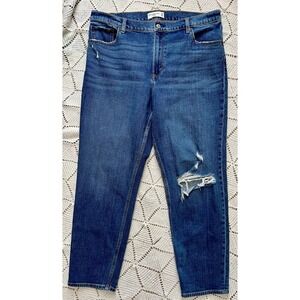 Abercrombie & Fitch 99% Cotton‎ High Rise Mom Jean Distressed Blue Denim Size 16